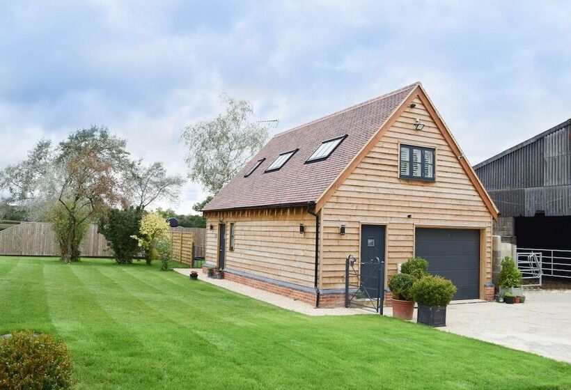 Сельский отель New Luxury 1 Bed House Nr Bicester Village