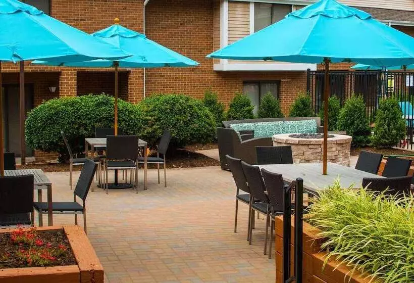 Hotelli Tysons Corner Suites, A Baymont By Wyndham