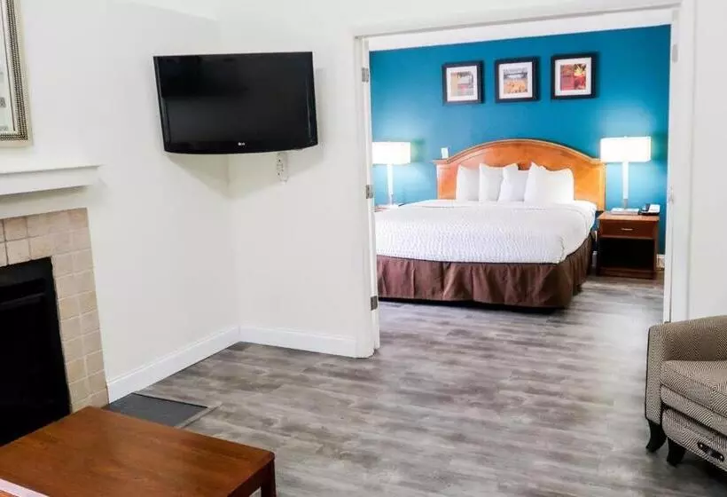 Hotelli Tysons Corner Suites, A Baymont By Wyndham