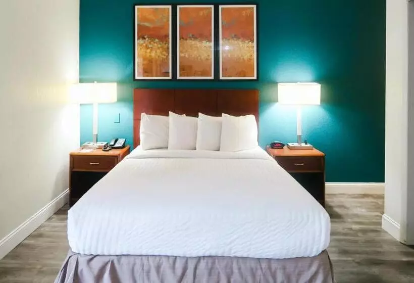 Hotelli Tysons Corner Suites, A Baymont By Wyndham