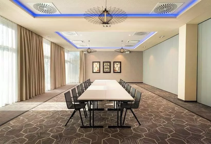 Leonardo Royal Hotel Cologne Bonn Airport