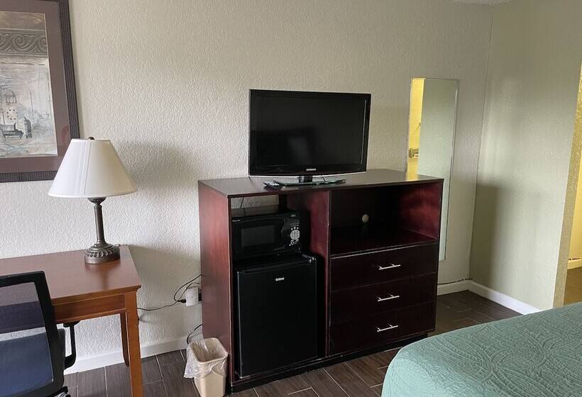 מוטל Del Rio Inn