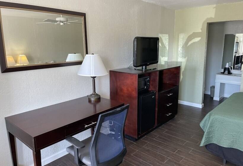 מוטל Del Rio Inn