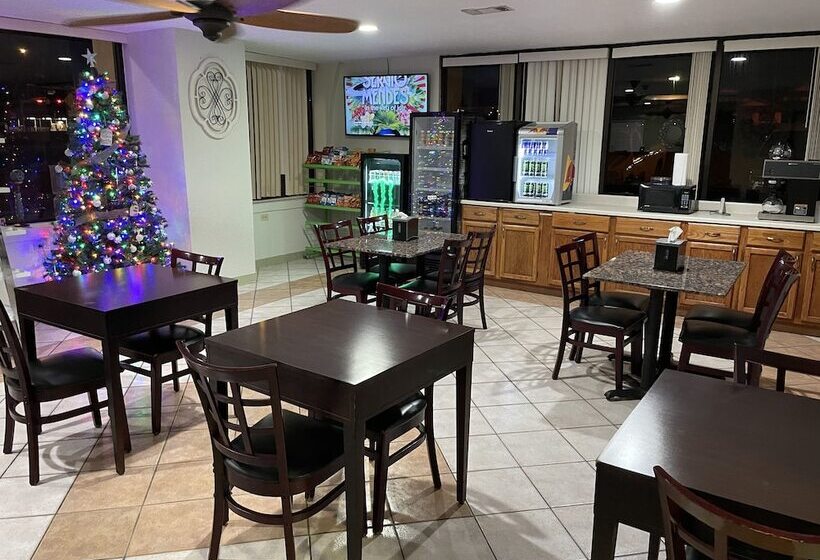 מוטל Del Rio Inn