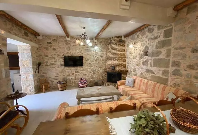 レジデンス Stone House 3 Bedroom 8 Persons