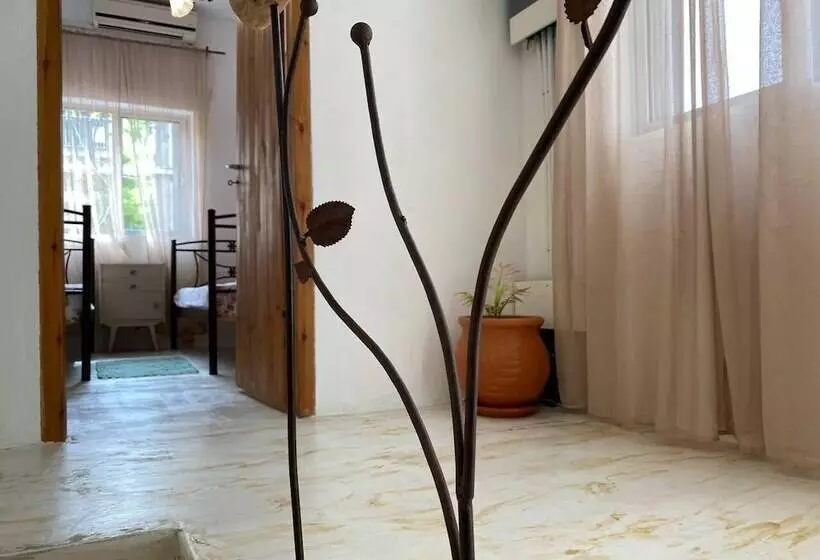 レジデンス Stone House 3 Bedroom 8 Persons