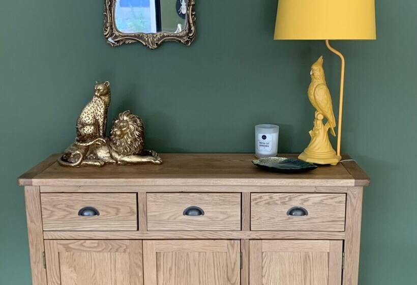 إقامة Stunning Barn Sleeps 10 With Hot Tub Nr Melton