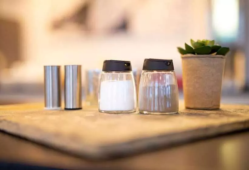 Sjøholt Sommerhotell Bed&breakfast