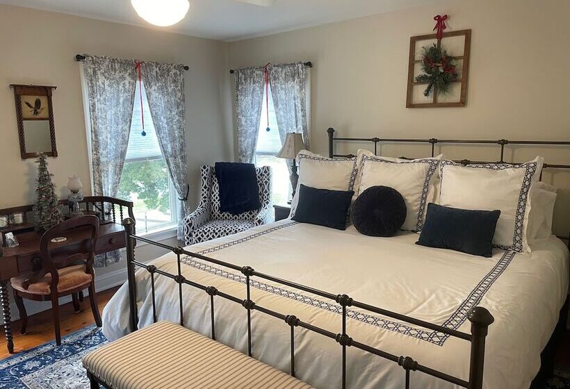 The Farmhouse Bed And Breakfast