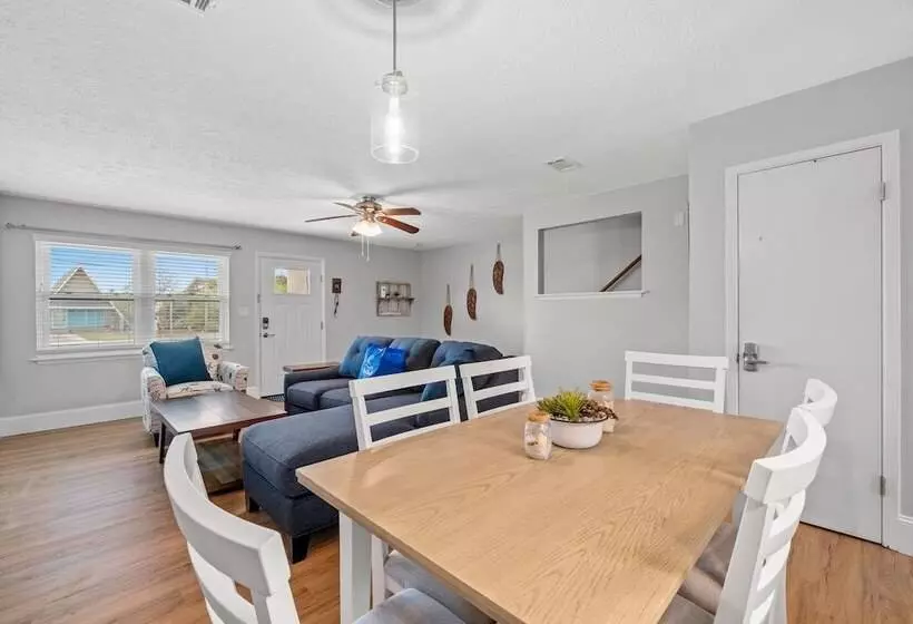 120 Palm Beach Dr A   La Casa Turquesa