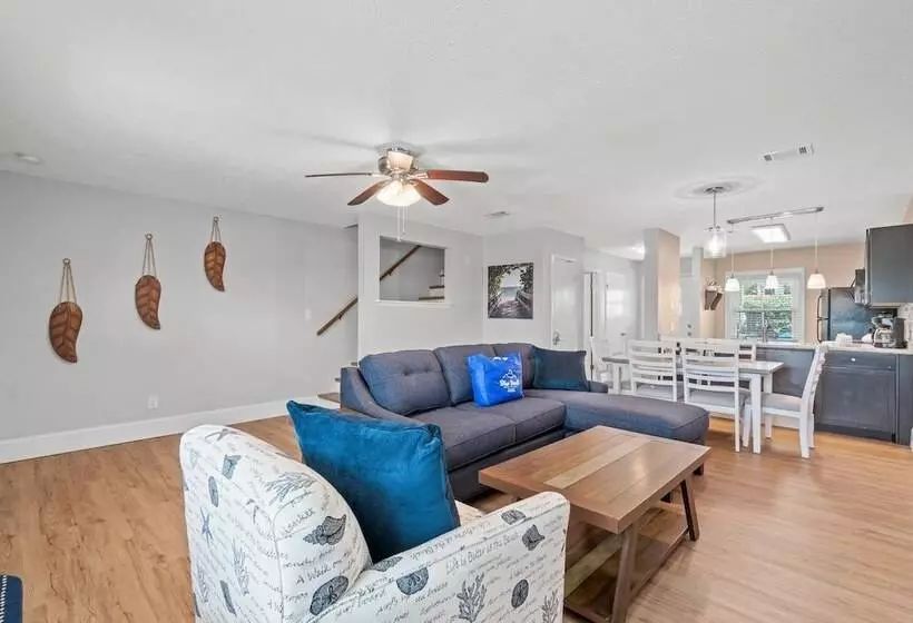 120 Palm Beach Dr A   La Casa Turquesa