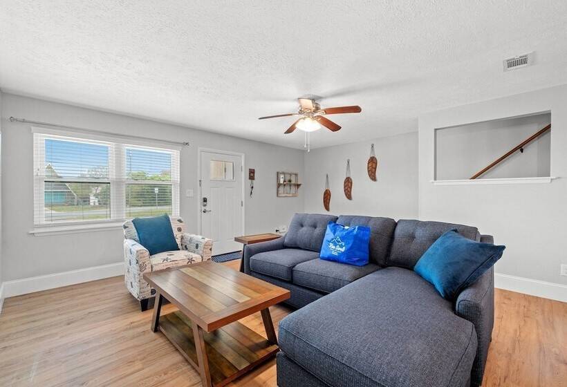 120 Palm Beach Dr A   La Casa Turquesa