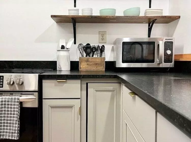 Aamiaismajoitus (B&B) Outland Chalet & Suites Great Smoky Mountains