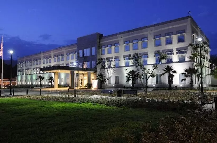 Black Horse Hotel Apartment