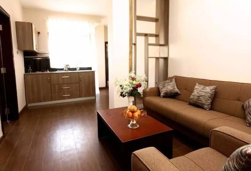 Black Horse Hotel Apartment