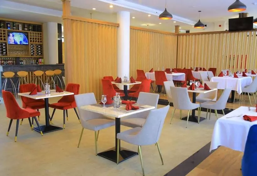 Black Horse Hotel Apartment