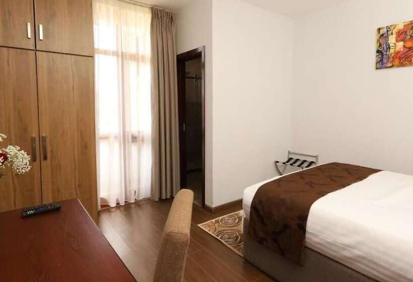 Black Horse Hotel Apartment