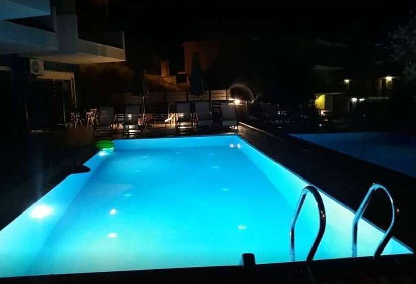 Bluemoments Naum Nikiana