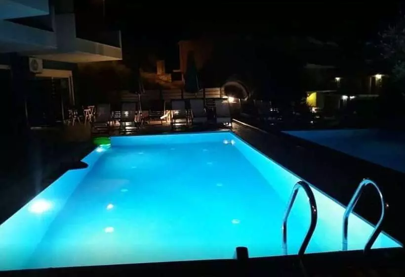 Bluemoments Naum Nikiana