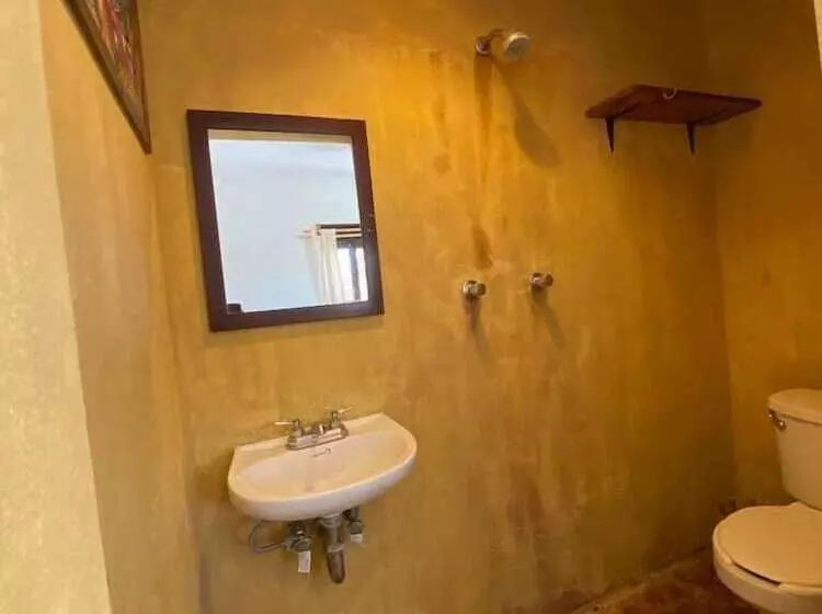 Hostal Chaak Hostel