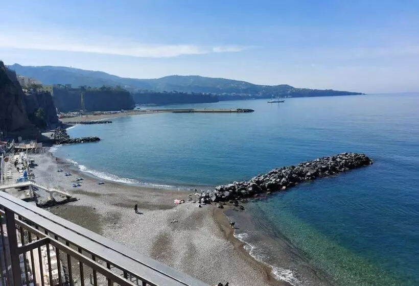 簡易ホテル Residenza Mare Di Sotto Sorrento