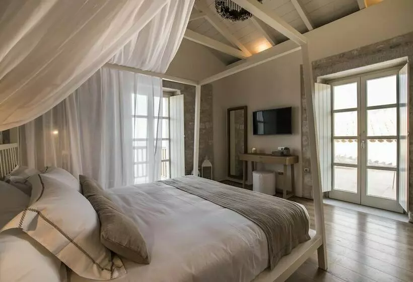 ホテル Bassa Maina Villas & Suites