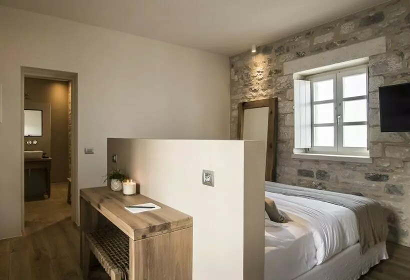 ホテル Bassa Maina Villas & Suites