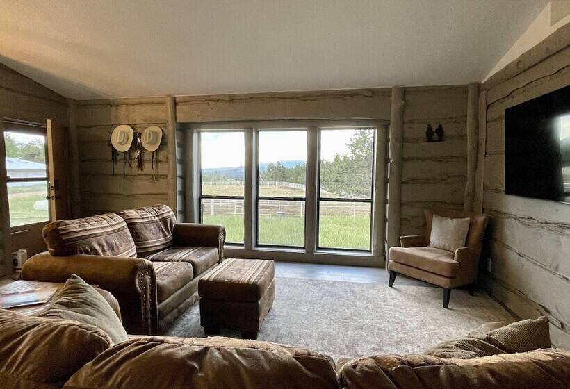 فندق Black Tree Resort   The Lodge