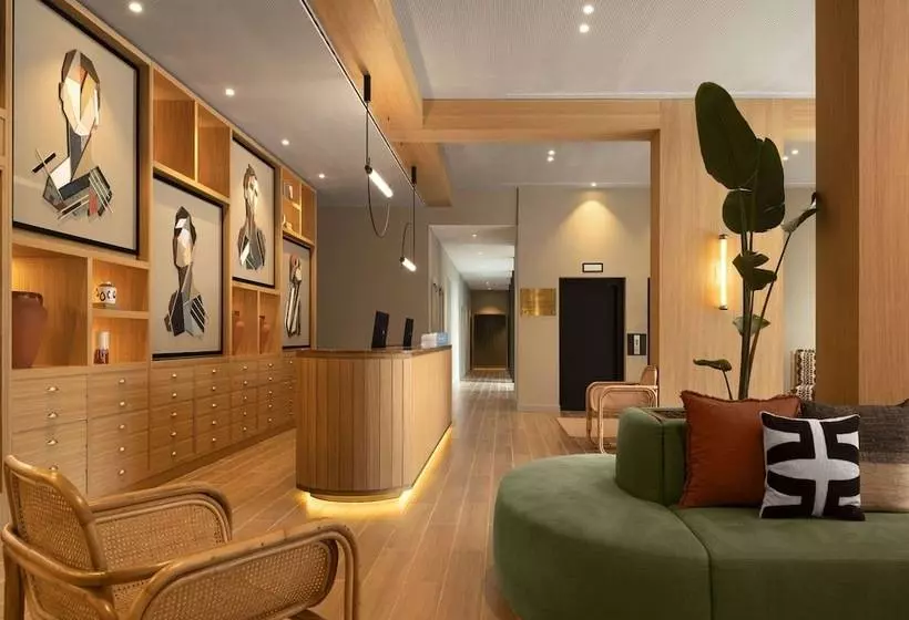 هتل Hilton Garden Inn Evora