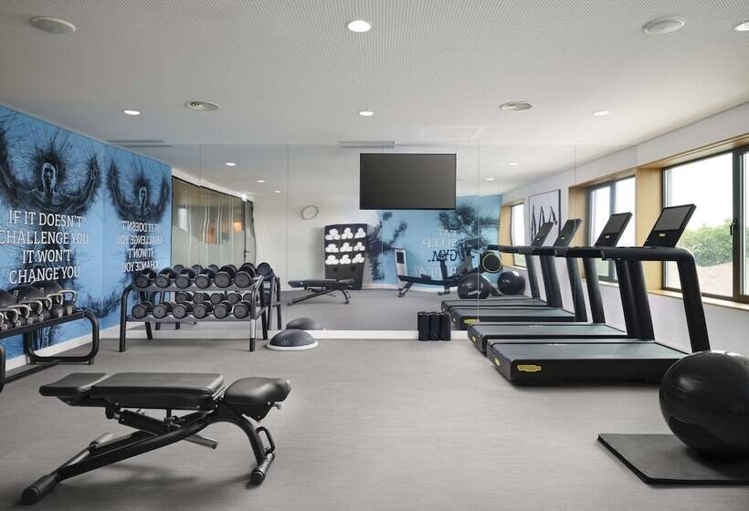 هتل Hilton Garden Inn Evora