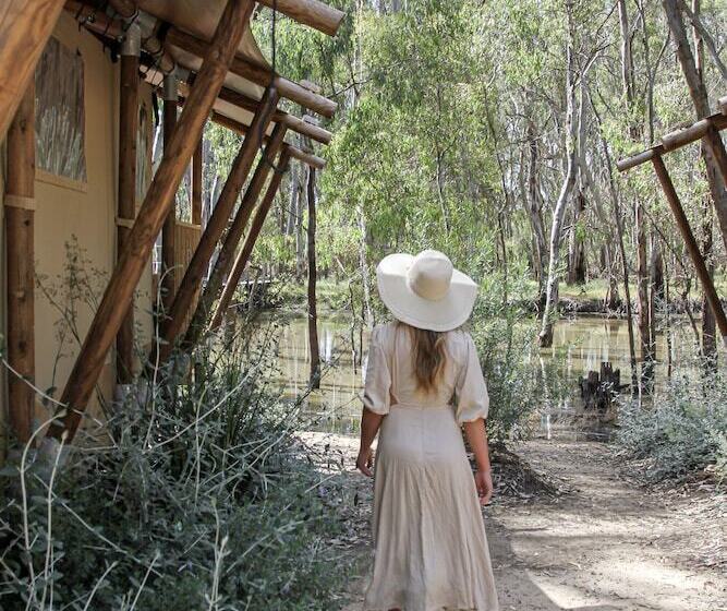 בית מלון כפרי Koondrook Glamping Retreat