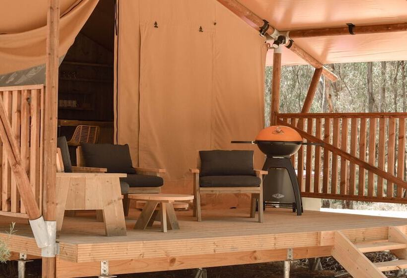 בית מלון כפרי Koondrook Glamping Retreat