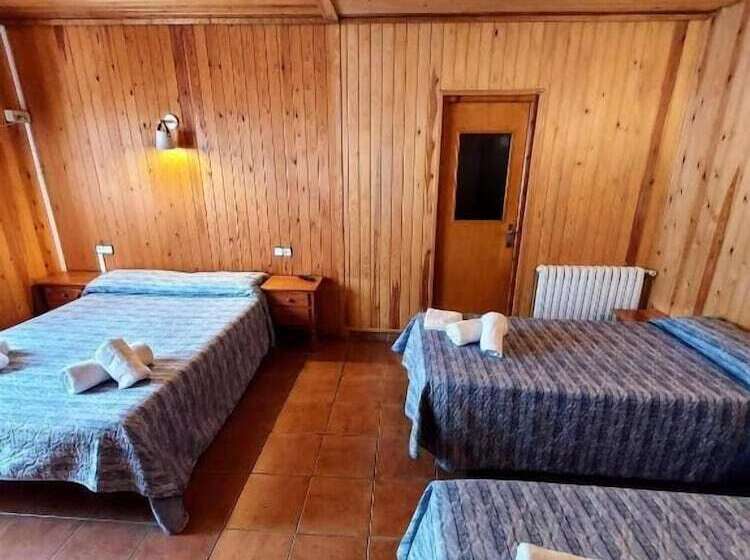 هتل روستایی Camping Solau