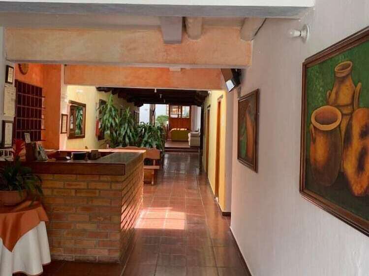 בית מלון כפרי Sol De La Villa