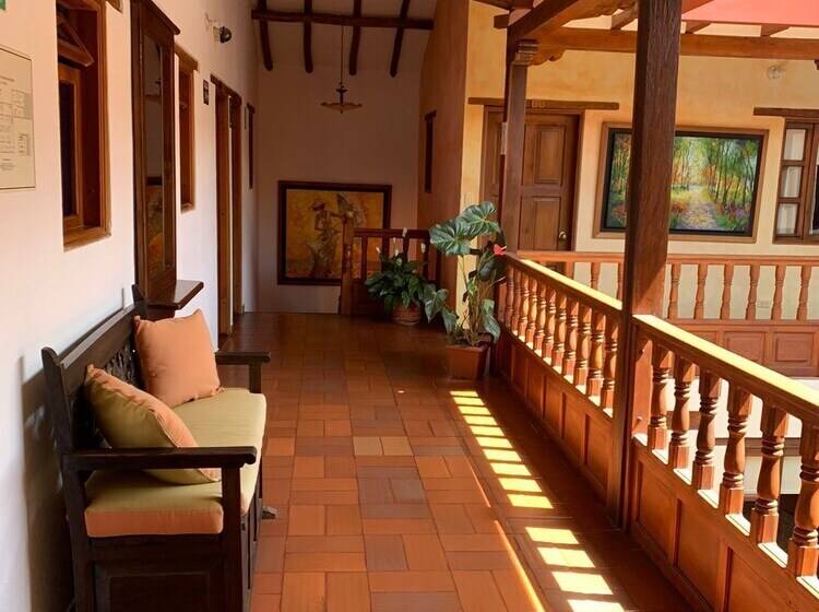 בית מלון כפרי Sol De La Villa