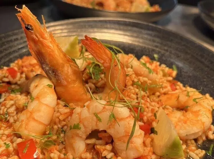 ホテル Solar Alvura Health