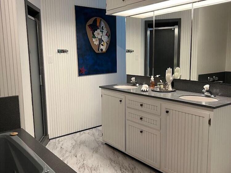 La Pension Nacogdoches