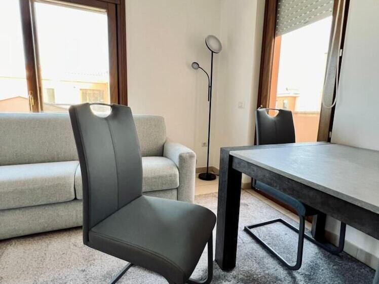 Modern Renovated Apartment In Olbia With