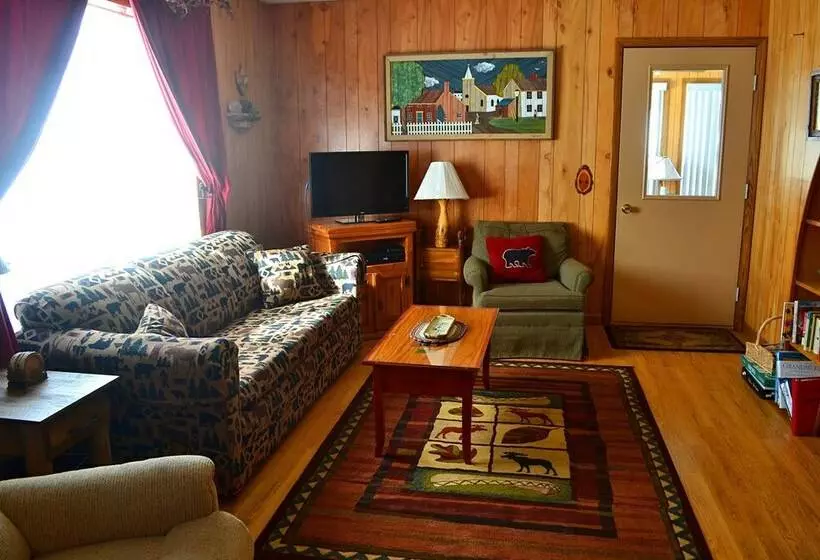 Nitschke S Northern Resort   Cabin #7