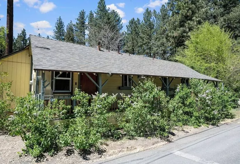 Parkside Cottage
