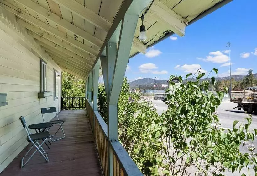 Parkside Cottage