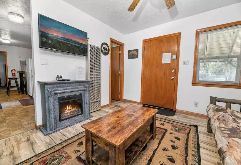 Parkside Cottage