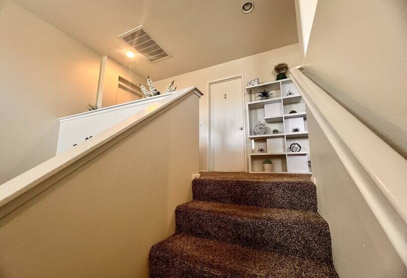 بنسيون Mirage Residential Rental