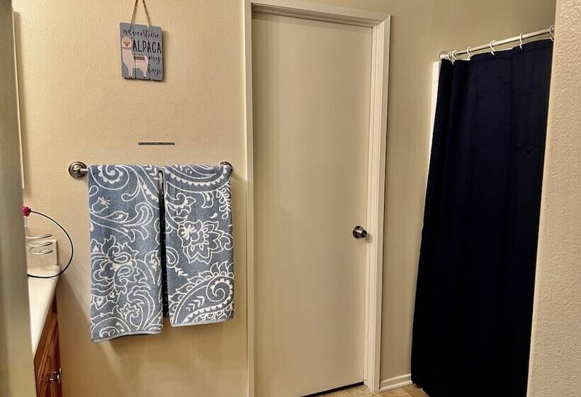 بنسيون Mirage Residential Rental