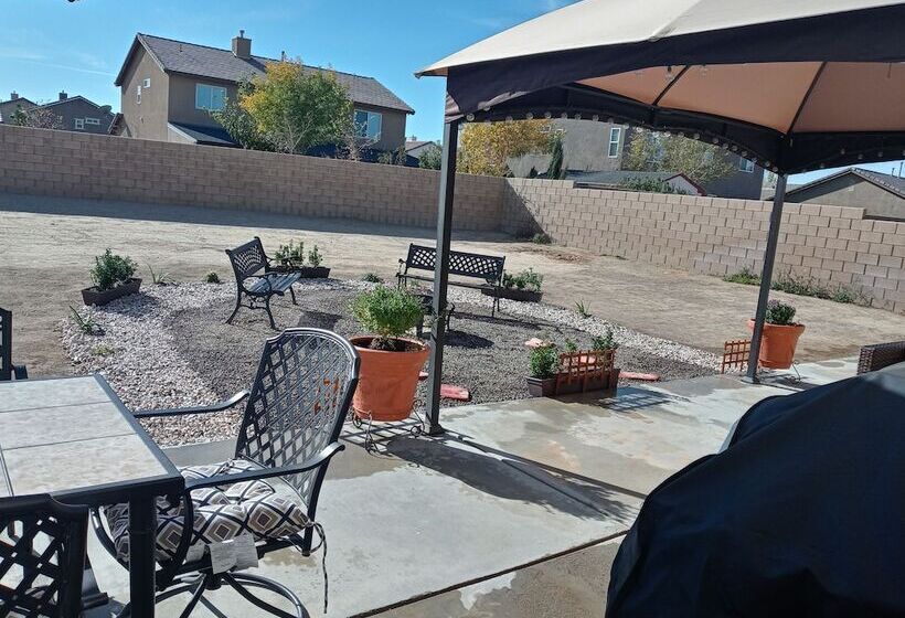 بنسيون Mirage Residential Rental