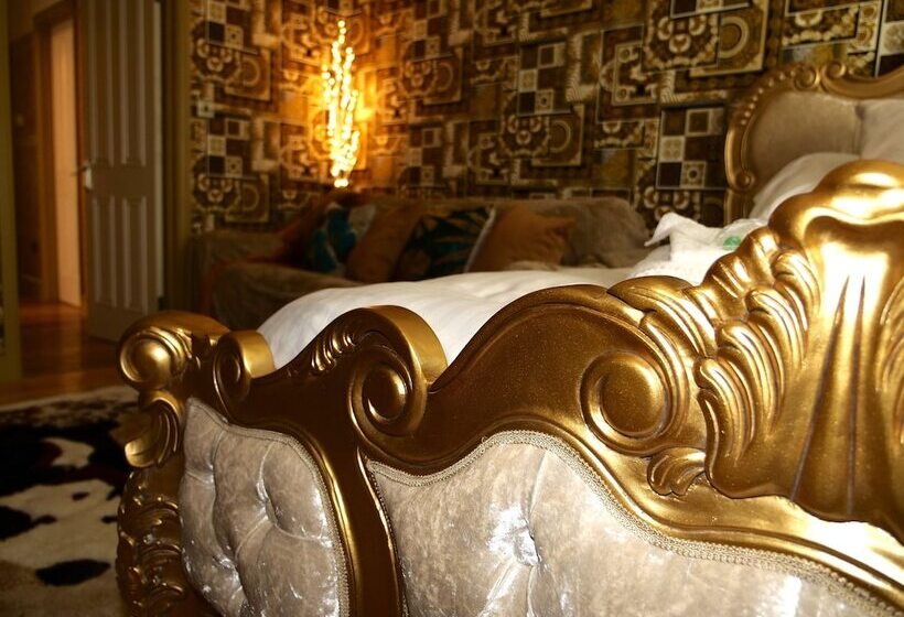 Резиденция Deluxe 4/5 Bed Hot Tub Cinema Room 15