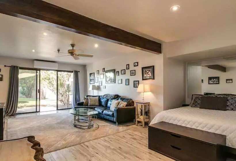 Spectacular Fountain Hills 5 Bdrm W/pool And Views