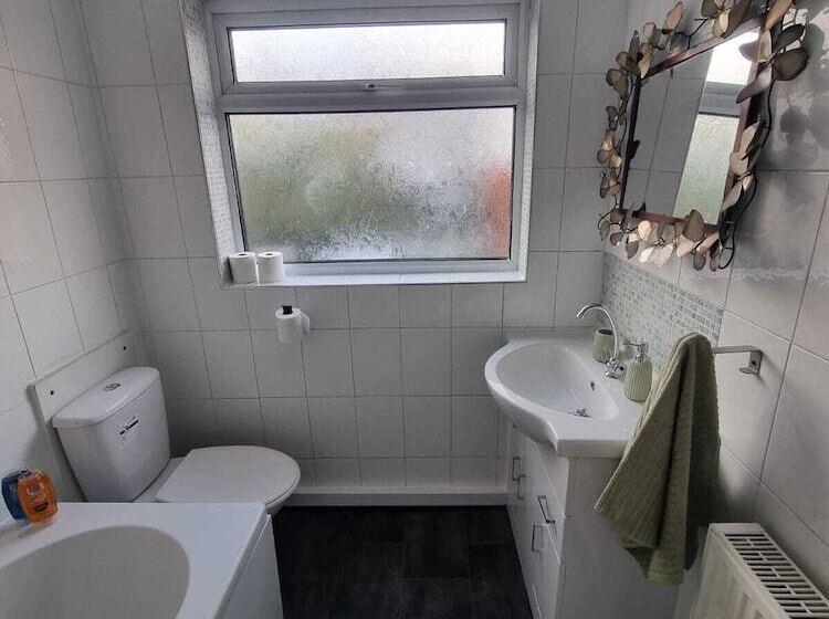 Stylishly Designed House Dartford