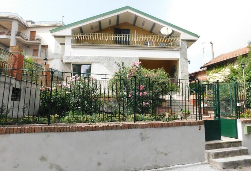 צימר Althea Etna Garden