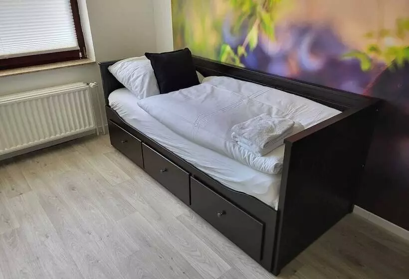 Aamiaismajoitus (B&B) D&b Staycation Resort